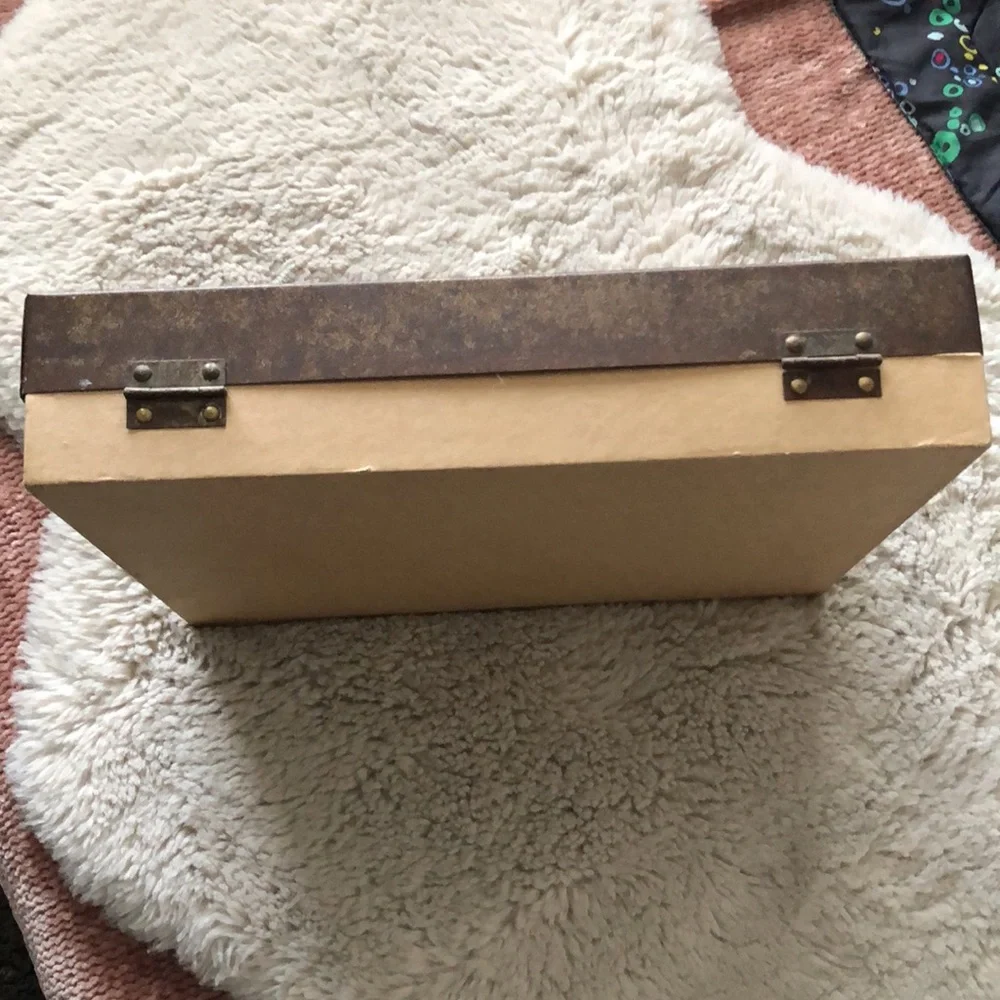 EUC TX Longhorns metal top box